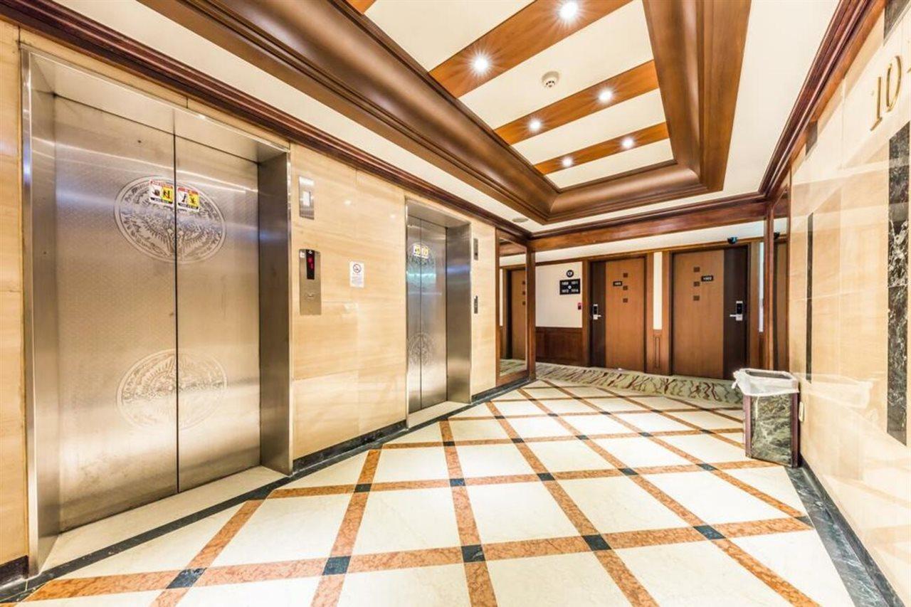 Victoria Hotel Seoul Bagian luar foto