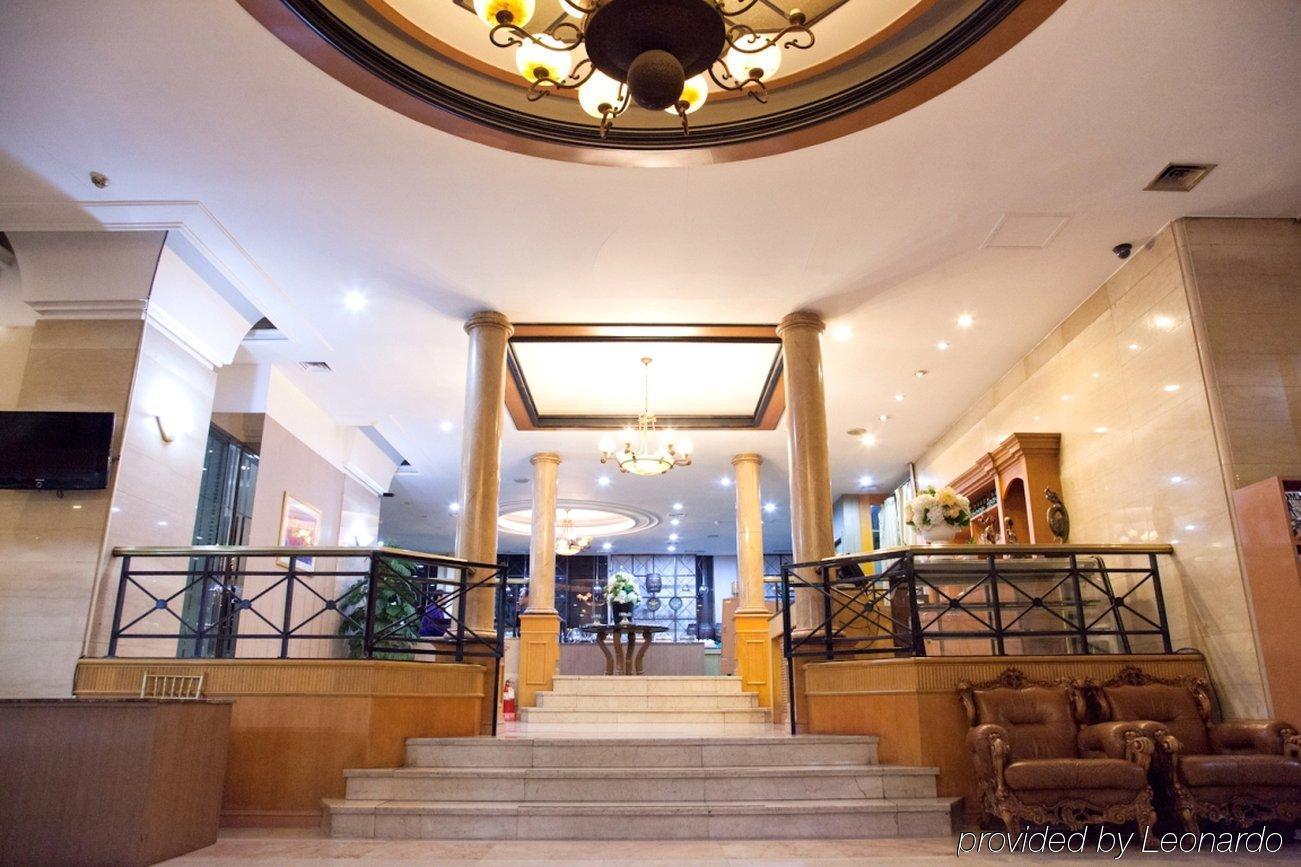 Victoria Hotel Seoul Bagian luar foto