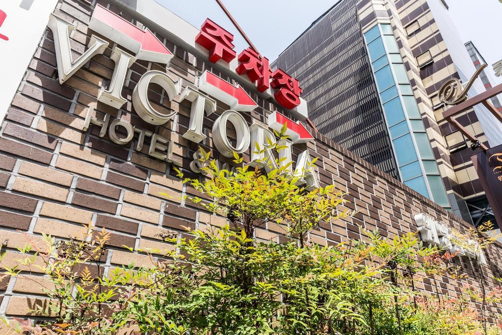 Victoria Hotel Seoul Bagian luar foto
